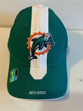 Vtg Y2K AFC East Miami Dolphins Reebok NFL Equipment Sideline Color Block NWT